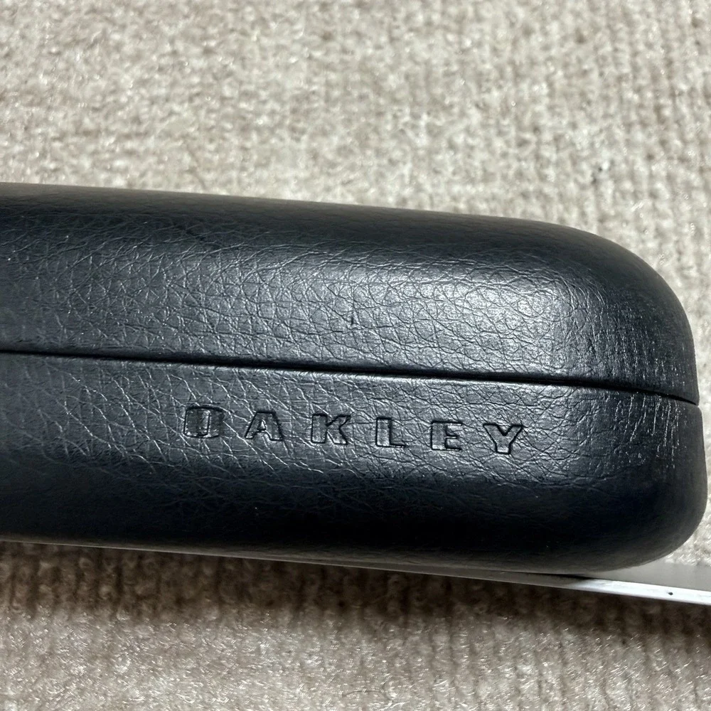 Authentic Oakley Hard Clamshell Eyeglasses Case Black‎ Faux Leather Large EUC